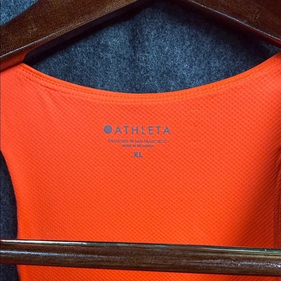 Athleta Bright Orange Crop Top - Picture 2 of 6